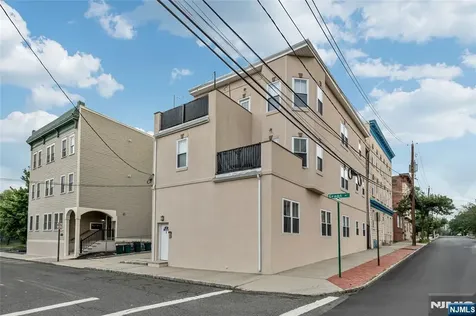1 Grant Street Montclair NJ 07042