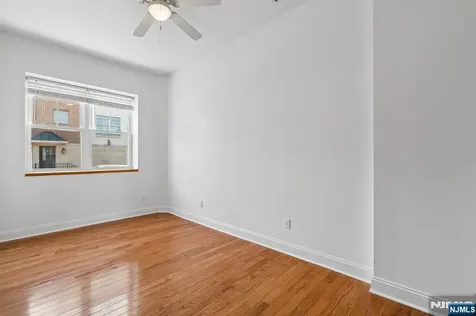 1 Grant Street Montclair NJ 07042