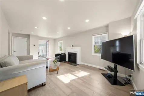 267 Hickory Avenue Tenafly NJ 07670