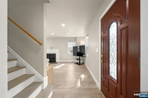 267 Hickory Avenue Tenafly NJ 07670