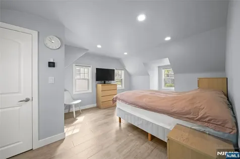 267 Hickory Avenue Tenafly NJ 07670