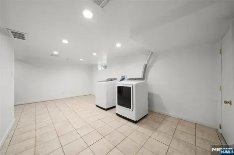 267 Hickory Avenue Tenafly NJ 07670