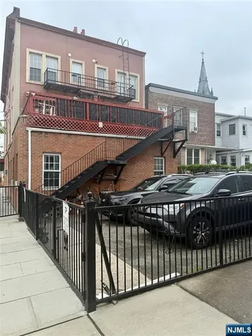 1300 Central Union City NJ 07087