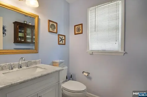 52 Molinari Drive Wanaque NJ 07465