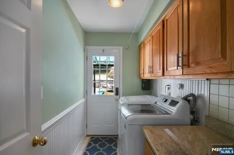 52 Molinari Drive Wanaque NJ 07465