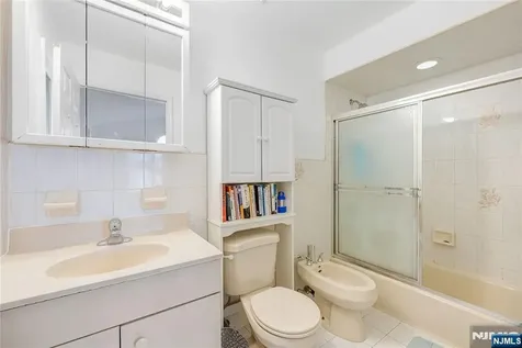 37 Palisades Boulevard Palisades Park NJ 07650