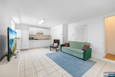 37 Palisades Boulevard Palisades Park NJ 07650