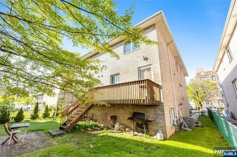 37 Palisades Boulevard Palisades Park NJ 07650