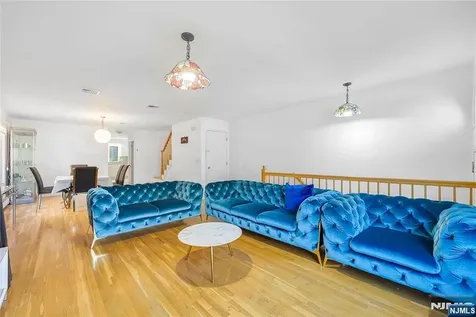 37 Palisades Boulevard Palisades Park NJ 07650