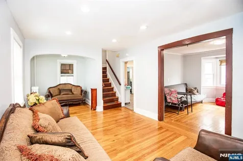 1161 Anna Street Teaneck NJ 07666