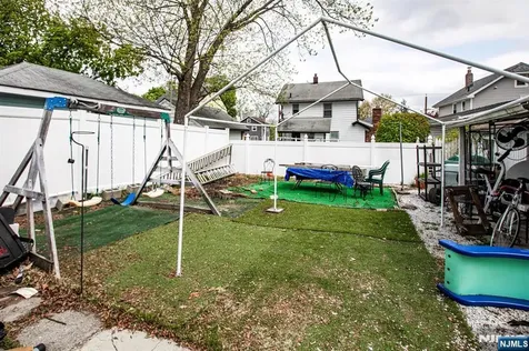 1161 Anna Street Teaneck NJ 07666