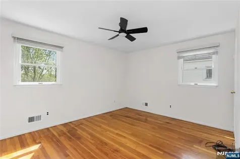 15 Pinho Avenue Carteret NJ 07008