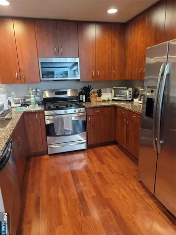 48 Park Street Montclair NJ 07042