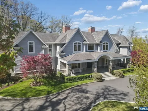 351 Lewelen Circle Englewood NJ 07631