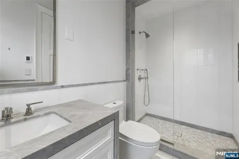 351 Lewelen Circle Englewood NJ 07631