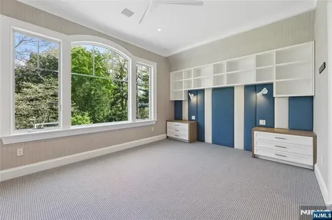 351 Lewelen Circle Englewood NJ 07631