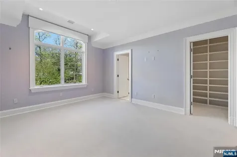 351 Lewelen Circle Englewood NJ 07631