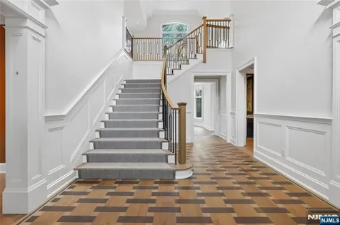 351 Lewelen Circle Englewood NJ 07631