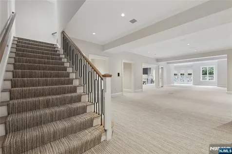 351 Lewelen Circle Englewood NJ 07631