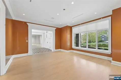 351 Lewelen Circle Englewood NJ 07631
