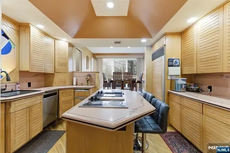 36 Fox Ledge Road Kinnelon Borough NJ 07405