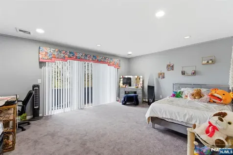 36 Fox Ledge Road Kinnelon Borough NJ 07405