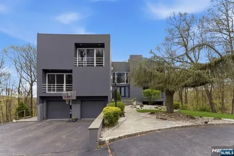 36 Fox Ledge Road Kinnelon Borough NJ 07405