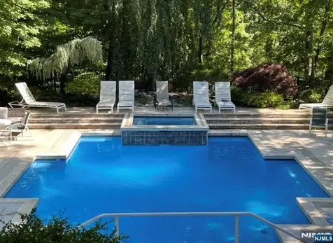 36 Fox Ledge Road Kinnelon Borough NJ 07405