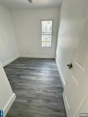 176 Lake Avenue Clifton NJ 07011