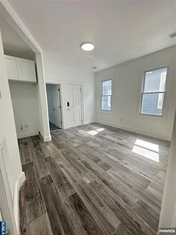 176 Lake Avenue Clifton NJ 07011