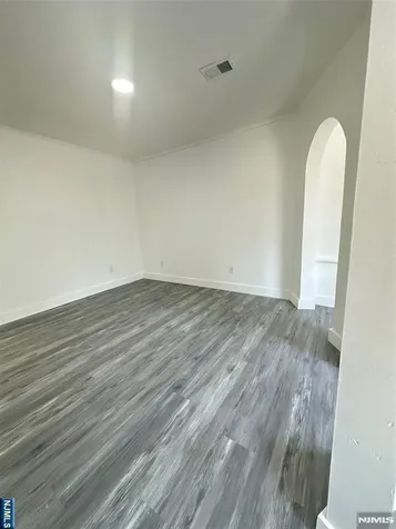 176 Lake Avenue Clifton NJ 07011