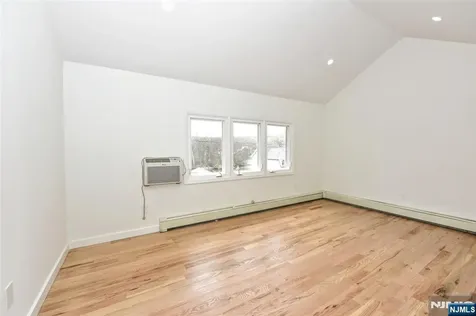 56 E Lake Shore Road Hardyston NJ 07460