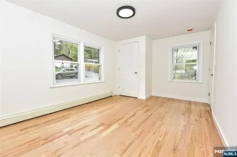 56 E Lake Shore Road Hardyston NJ 07460