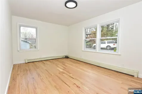 56 E Lake Shore Road Hardyston NJ 07460