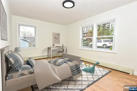 56 E Lake Shore Road Hardyston NJ 07460