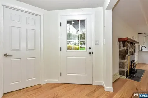 56 E Lake Shore Road Hardyston NJ 07460