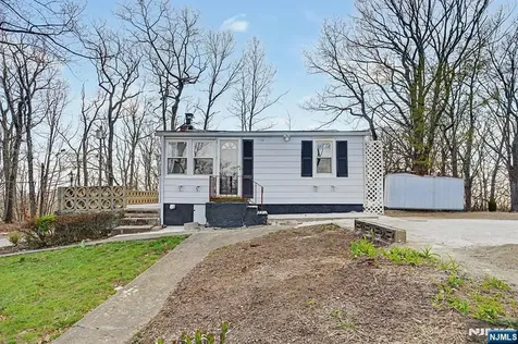 10 Berton Road Boonton Township NJ 07005