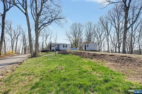 10 Berton Road Boonton Township NJ 07005