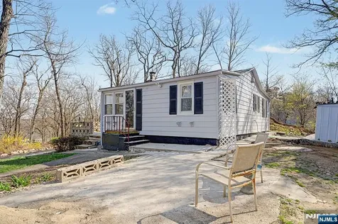 10 Berton Road Boonton Township NJ 07005