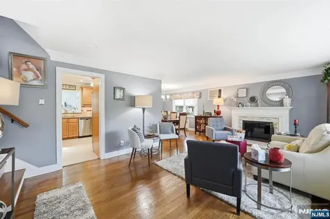 404 Prospect Avenue Oradell NJ 07649