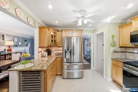 404 Prospect Avenue Oradell NJ 07649
