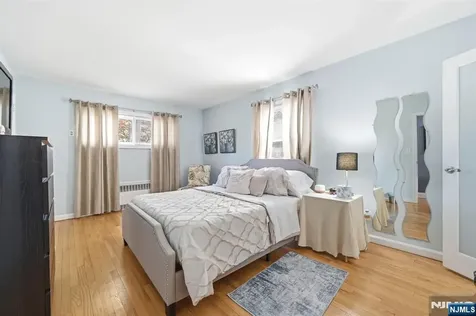 404 Prospect Avenue Oradell NJ 07649
