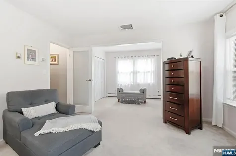 404 Prospect Avenue Oradell NJ 07649
