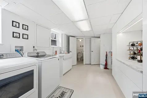 404 Prospect Avenue Oradell NJ 07649