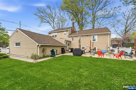 404 Prospect Avenue Oradell NJ 07649