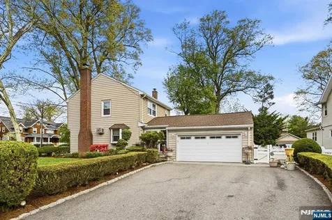 404 Prospect Avenue Oradell NJ 07649