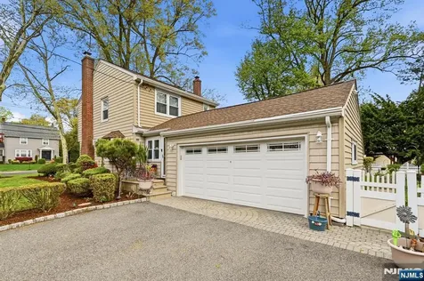 404 Prospect Avenue Oradell NJ 07649