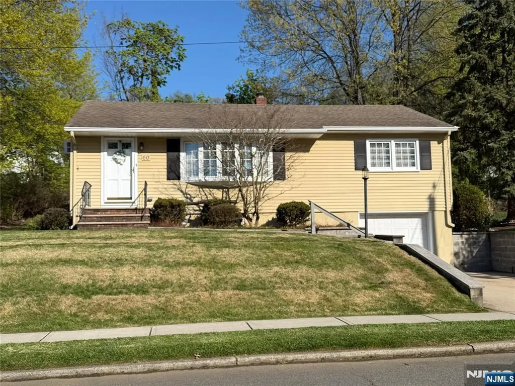 60 Sutton Avenue Totowa NJ 07512