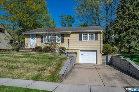 60 Sutton Avenue Totowa NJ 07512