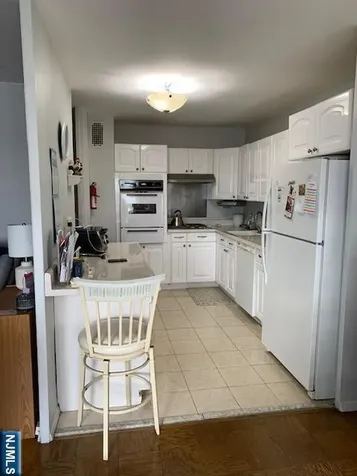 39 E 39th Paterson NJ 07514